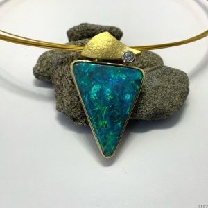 J0052